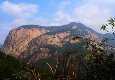 鄣山大峡谷